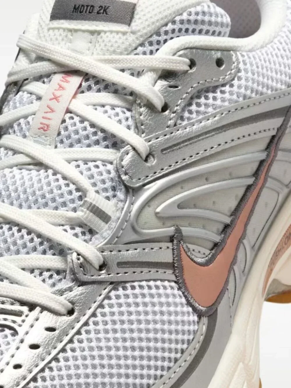 Women's Nike Air Max Moto 2K Shoes - White Metallic Silver Red Bronze IQ0365-100